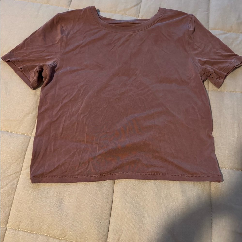 lululemon athletica Dusty Rose/Mauve Short Sleeve Shirt